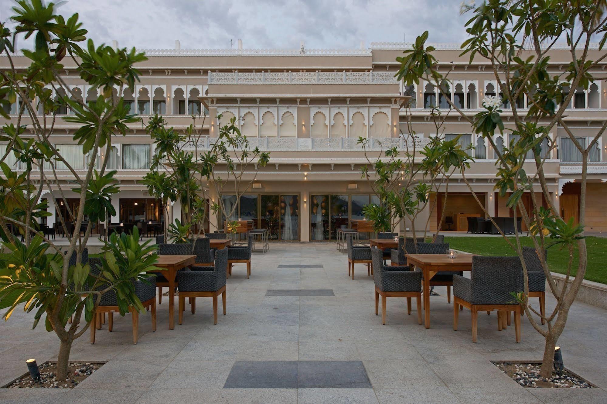 אודייפור Hotel Lakend מראה חיצוני תמונה
