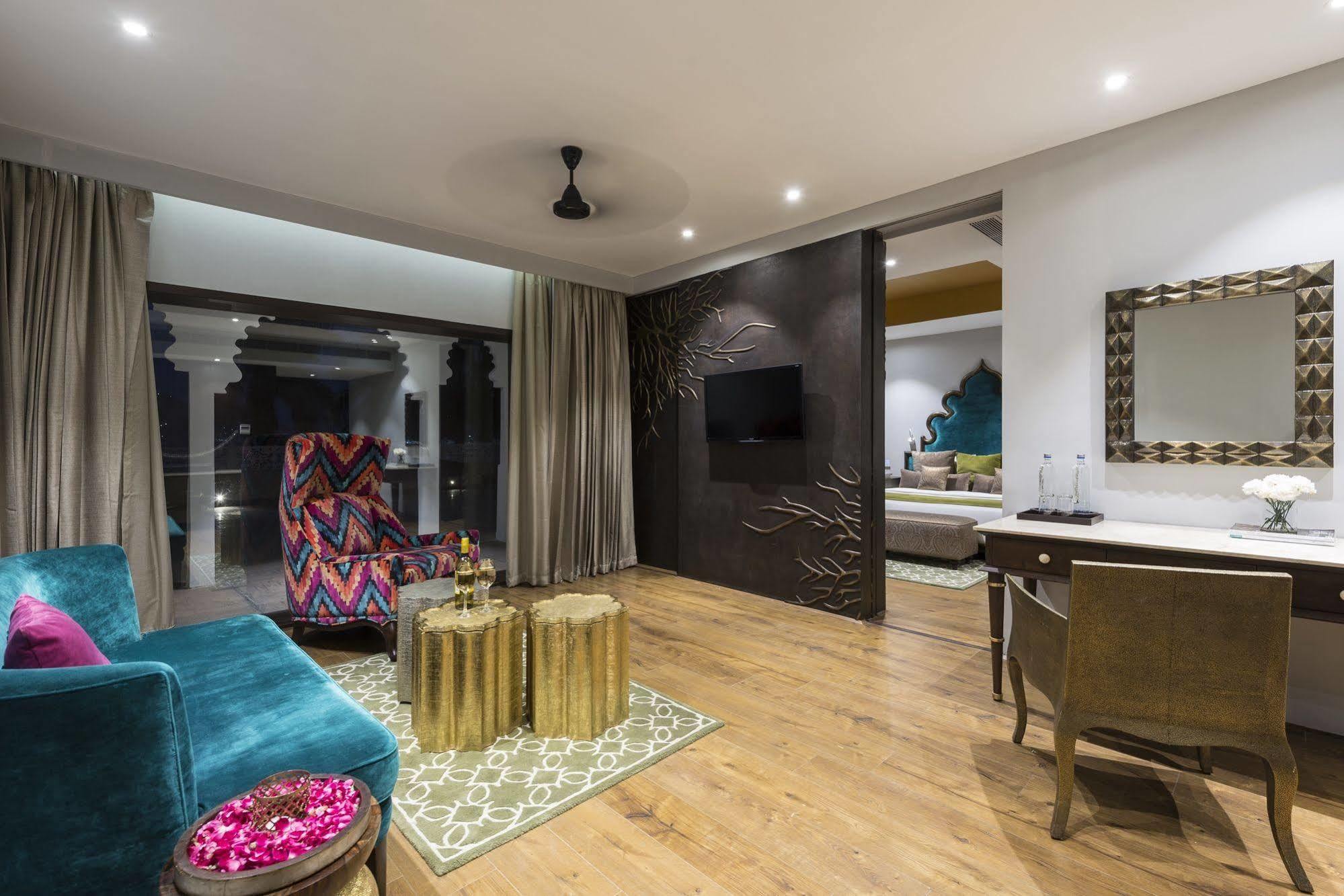 אודייפור Hotel Lakend מראה חיצוני תמונה