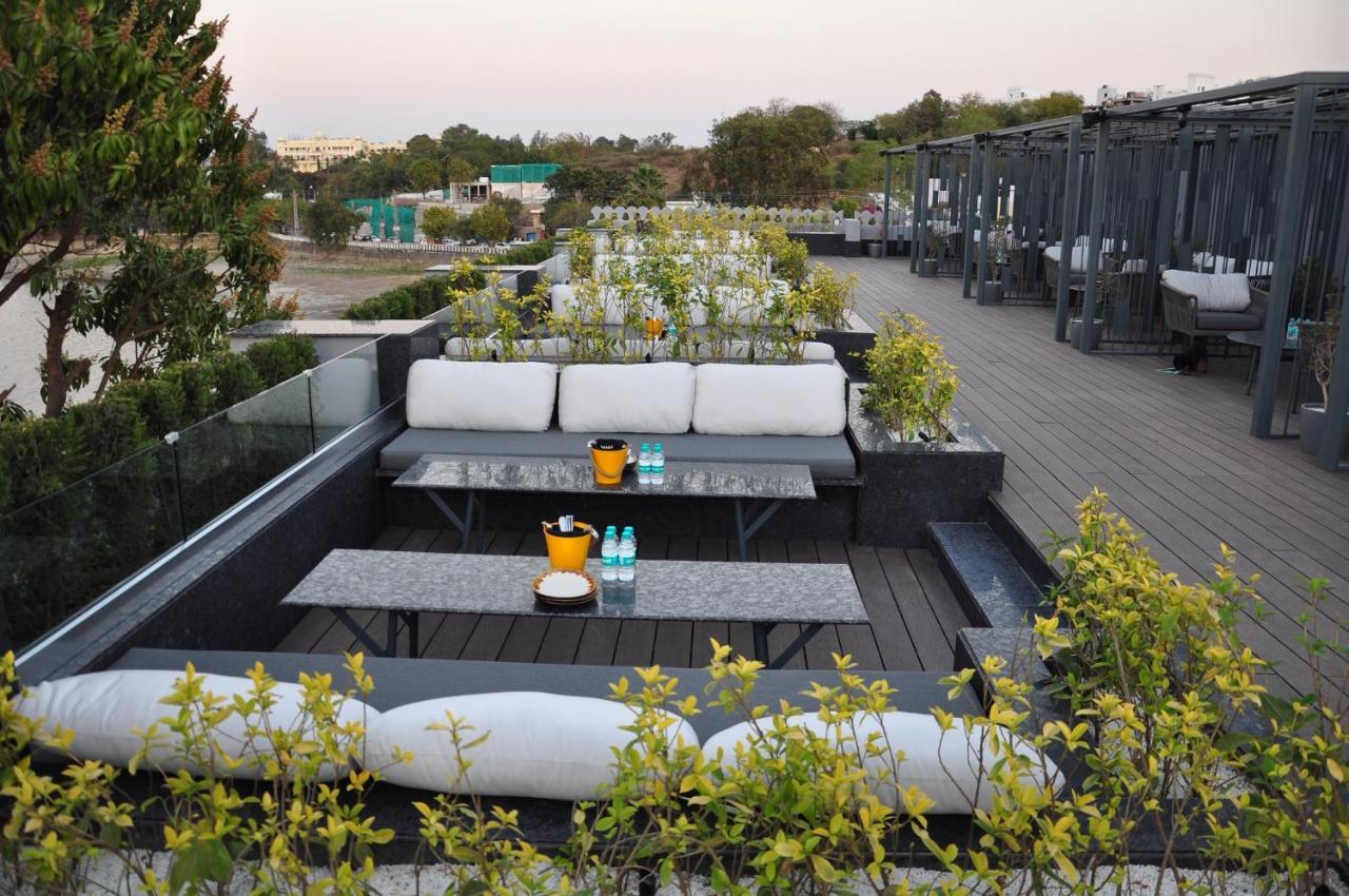אודייפור Hotel Lakend מראה חיצוני תמונה
